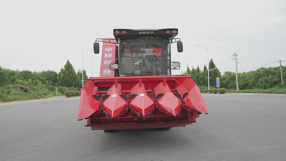 金年会4YZJ-4型自走式玉米穗茎收获机